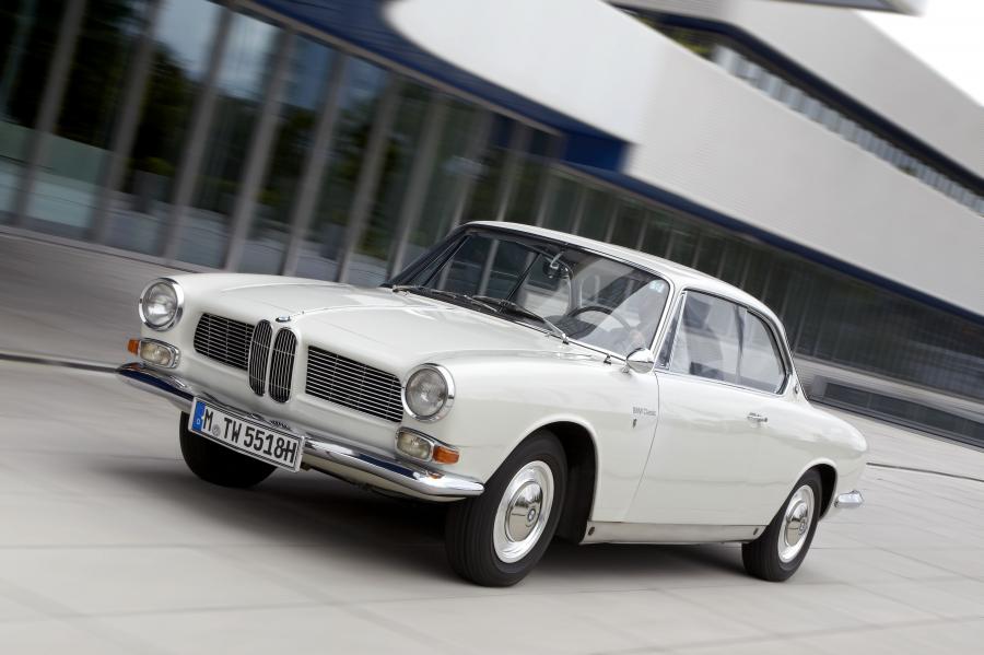 BMW 3200 CS Bertone 1965 года  (фото 1 из 5)